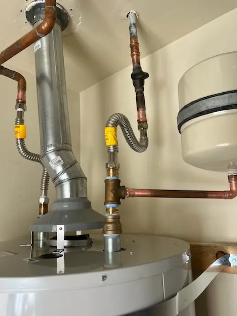 Water heater installation and plumbing repair in Huntcrest Acres